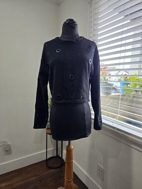 ALO Yoga Black Crop Sweater - XS